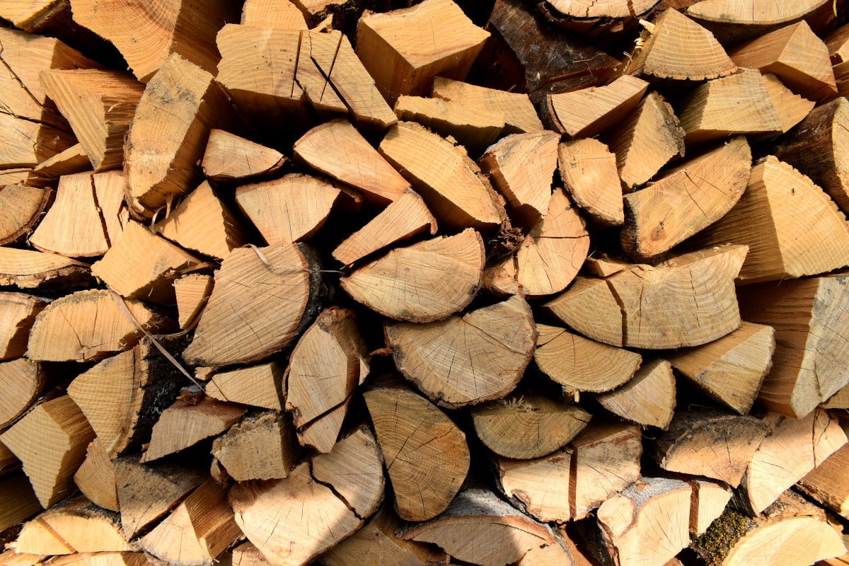 How to Season Firewood – Cairncrest Farm